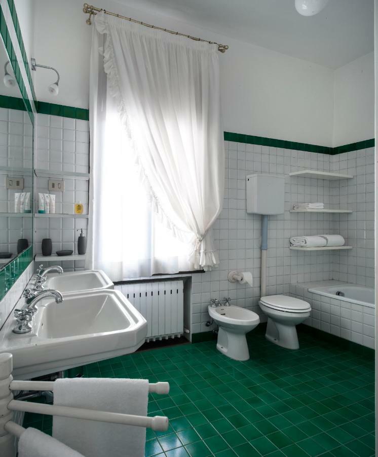 Casa Lunia Guesthouse Местре Екстер'єр фото
